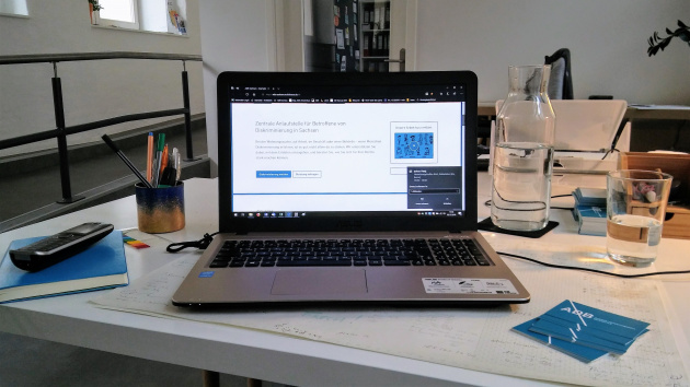 Laptop mit ADB-Startseite