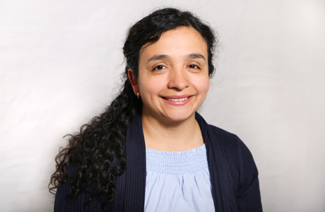Dr. Anyela Urrego (sie/ihr)