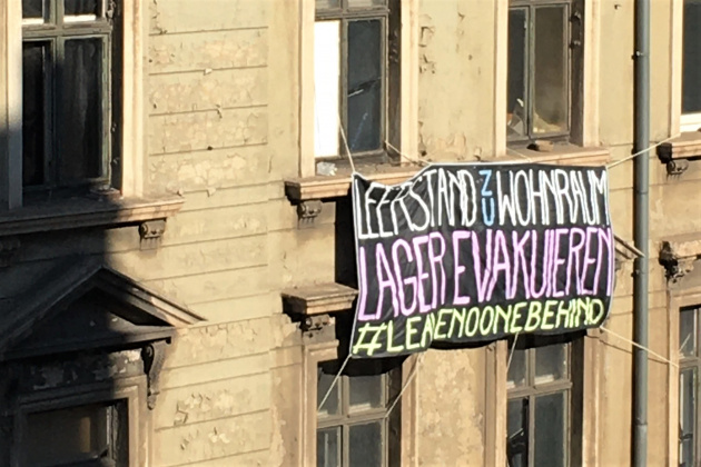 Banner aus Sachsen zu #leavenoonebehind